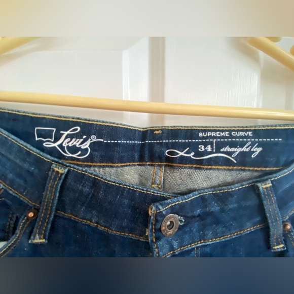 Levis 34 x 30 Supreme Curve jeans straight leg. Worn once. - Picture 4 of 4